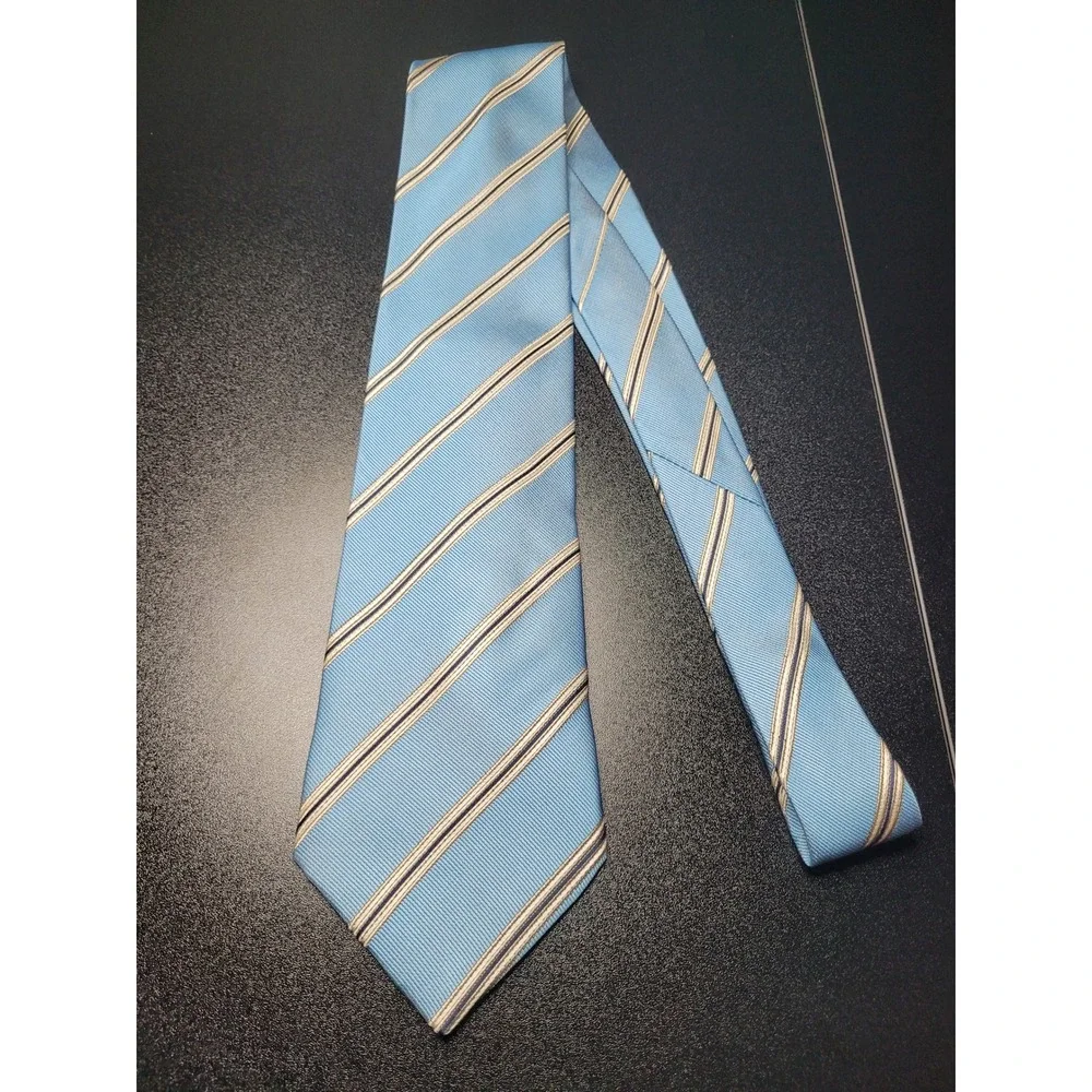 Brioni Men's Necktie Blue Striped Silk 3.75